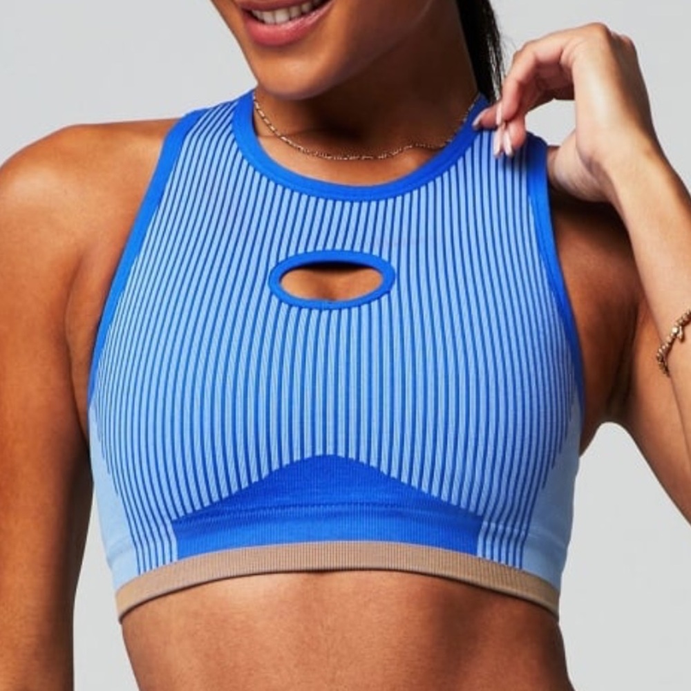 Fabletics Seamless Fusion Low Impact Bra size XS